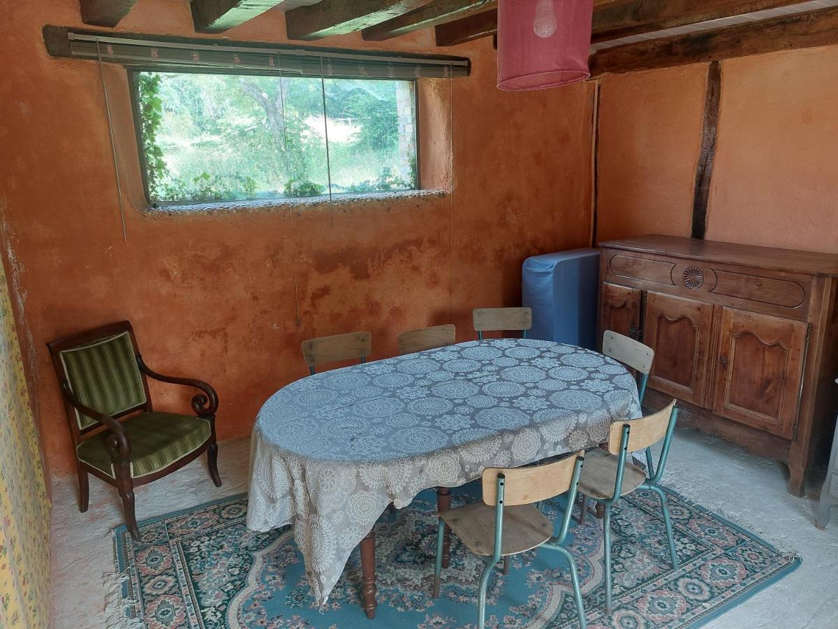 Villa Les Anniquins Ivoy-le-Pré Esterno foto